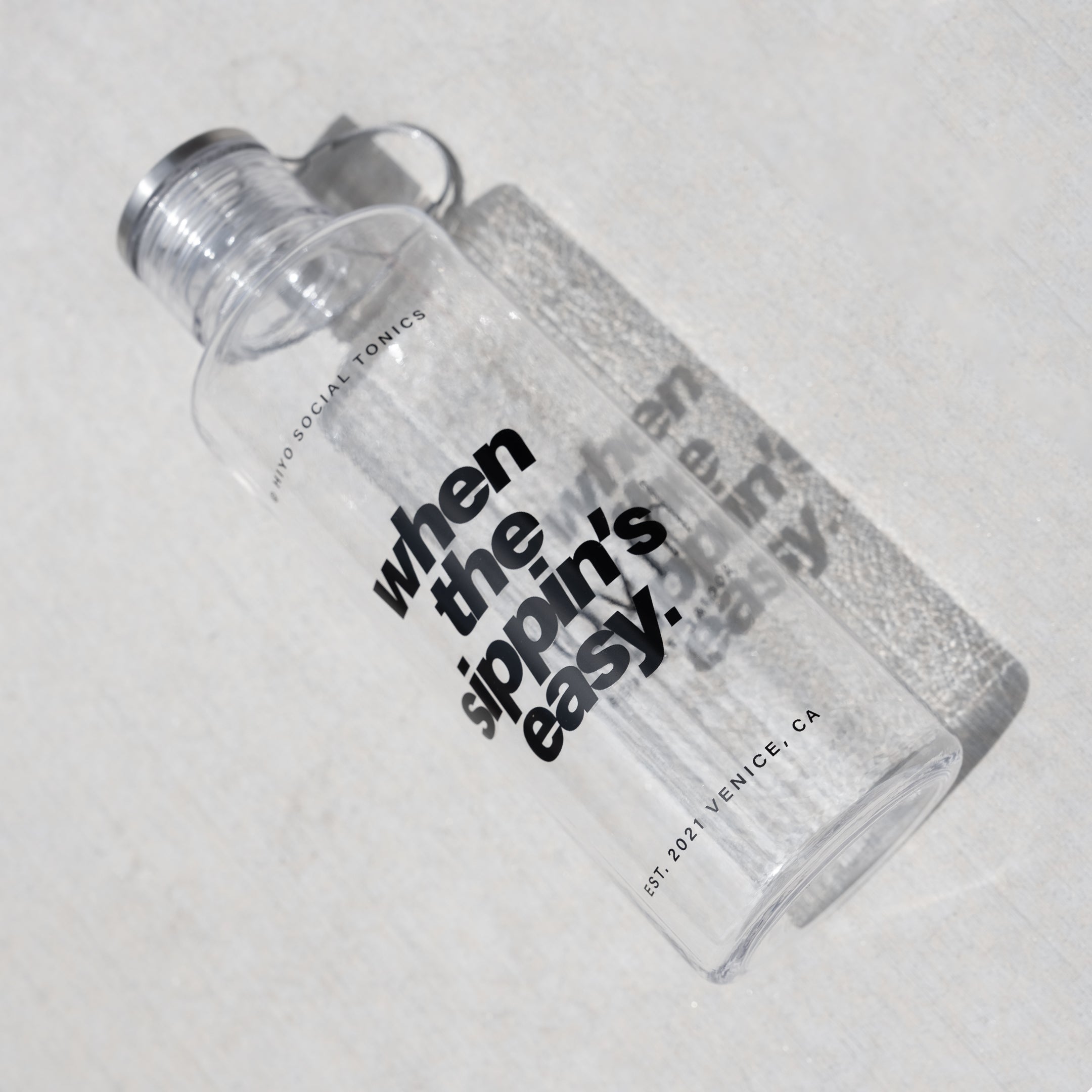 sippin's easy water bottle